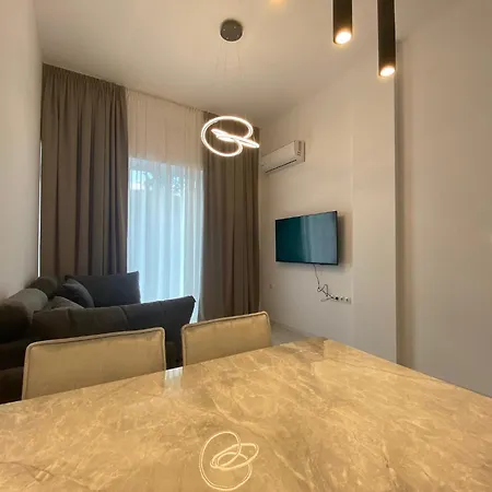 Grand 2 Apartment