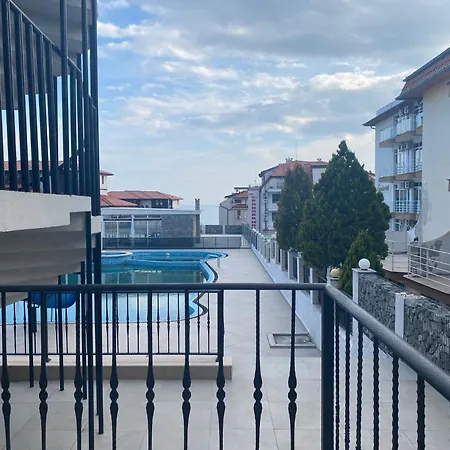 Apartment Grand 2 *